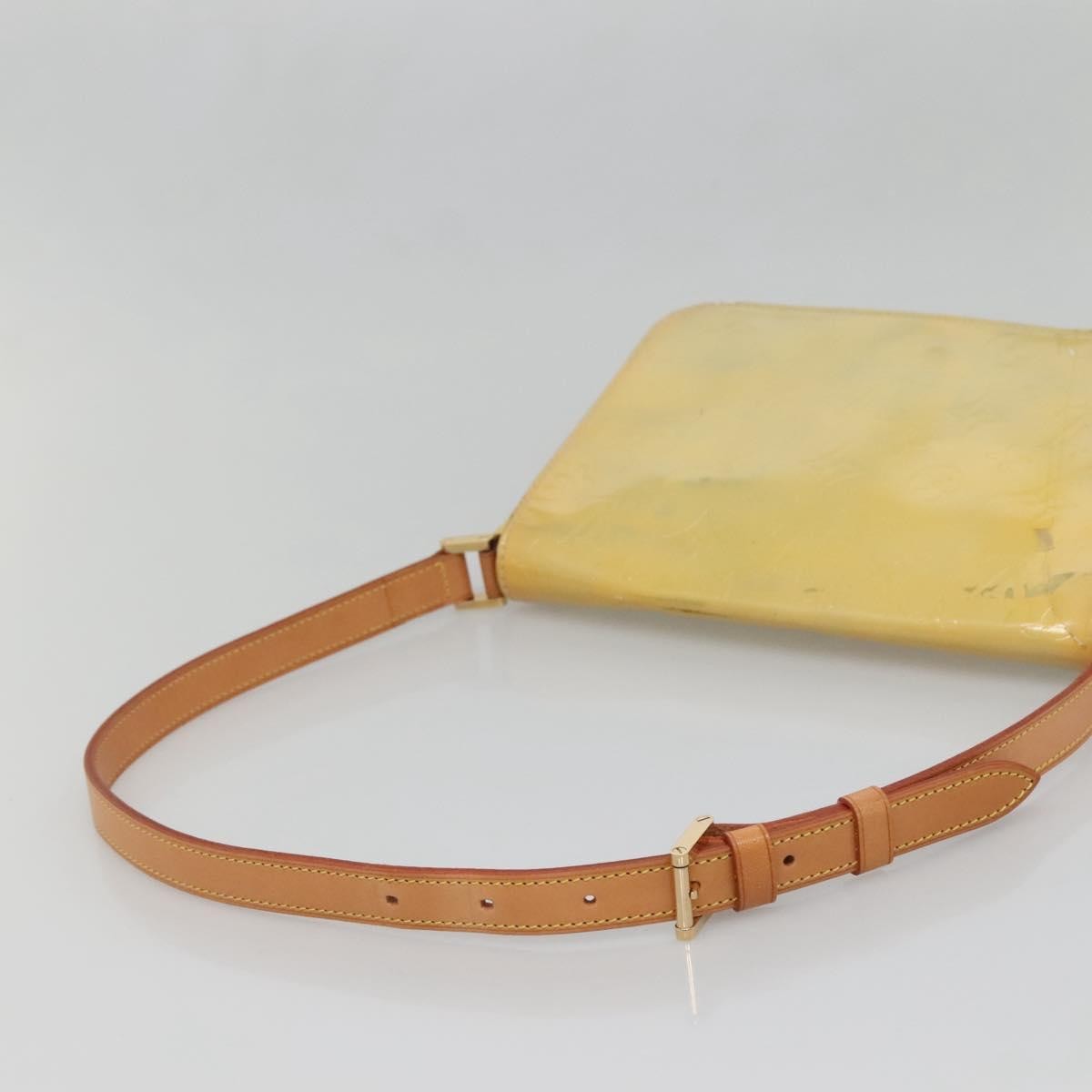 Louis Vuitton Thompson Street Monogram Vernis Beige Patent_Leather Shoulder Bag Bag (Pre-Owned)