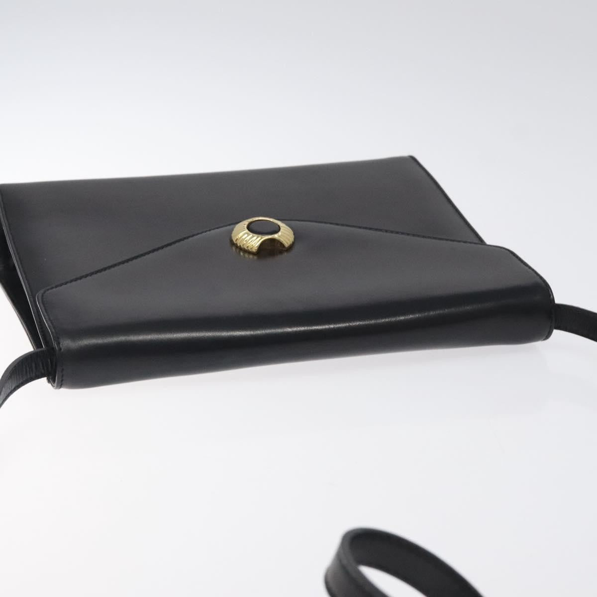 Salvatore Ferragamo Vintage Leather Black Leather Shoulder Bag Bag (Pre-Owned)