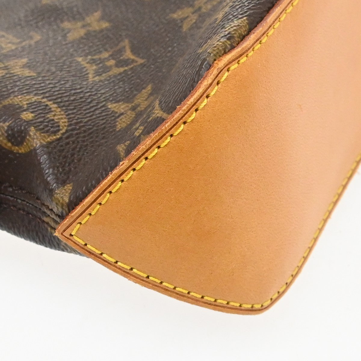 Louis Vuitton Trotteur Monogram Canvas Brown Canvas Handbag (Pre-Owned)