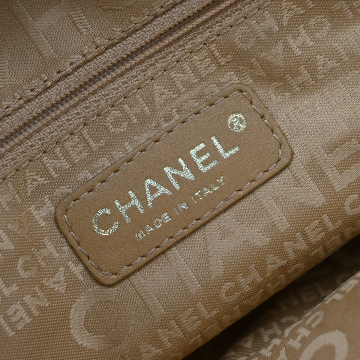 Chanel Vintage Handle Cc Caviar Beige Leather Tote Bag Bag (Pre-Owned)