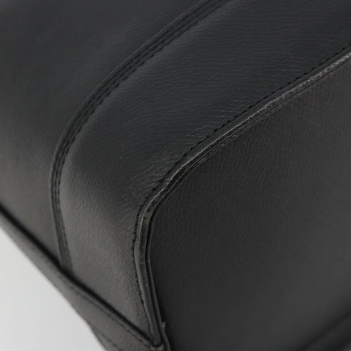 Valentino Garavani Vintage Leather Black Leather Shoulder Bag Bag (Pre-Owned)