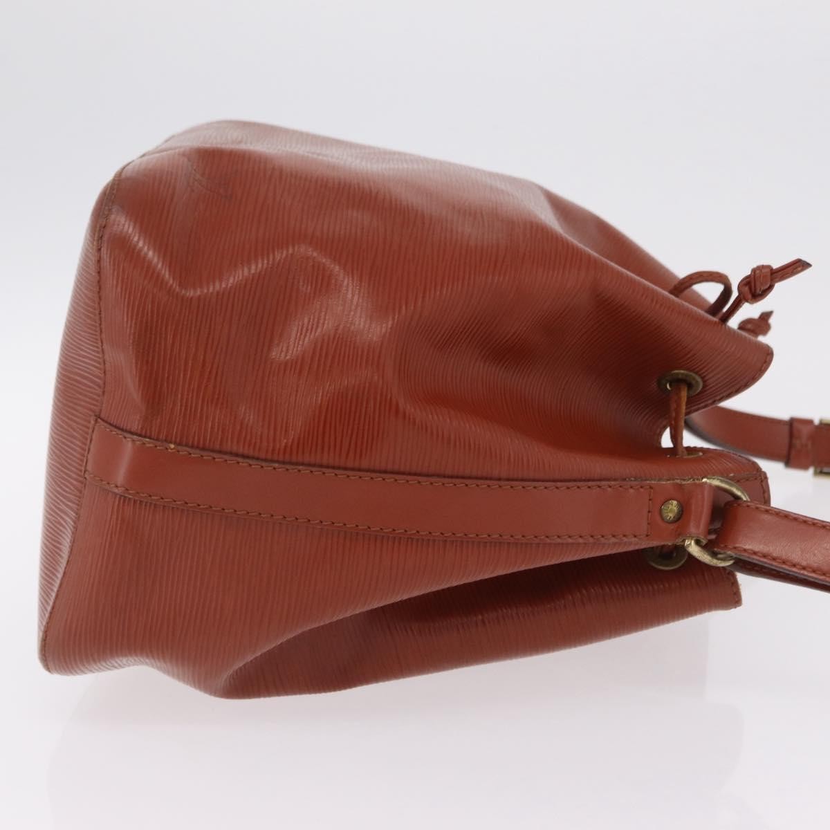 Louis Vuitton Petit Noe Epi Leather Brown Leather Handbag (Pre-Owned)