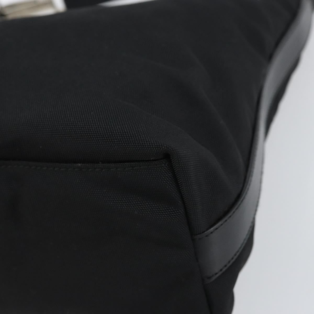 Gucci Zip Hobo Nylon Black Nylon Shoulder Bag Bag (Pre-Owned)