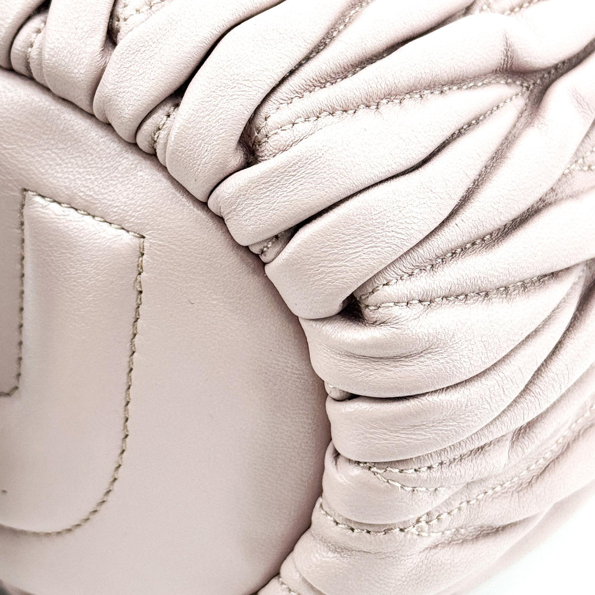 Miu Miu Drawstring Bucket Matelasse Leather Pink Leather Handbag (Pre-Owned)