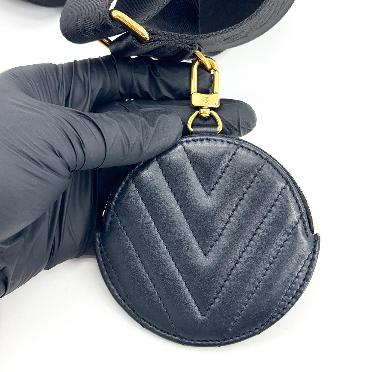 Louis Vuitton New Wave Multi Pochette Quilted Leather Black Leather Clutche & Pouche Bag (Pre-Owned)