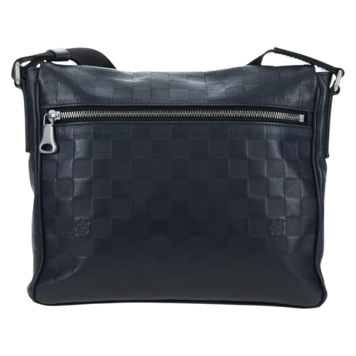 Louis Vuitton District Messenger Damier Infini Leather Black Leather Shoulder Bag Bag (Pre-Owned)
