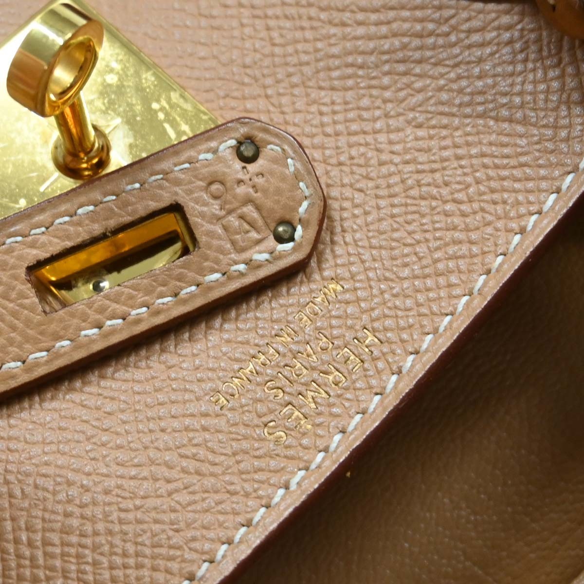 Hermes Birkin Brown Courchevel With Gold Hardware Gold Leather Handbag (Pre-Owned)