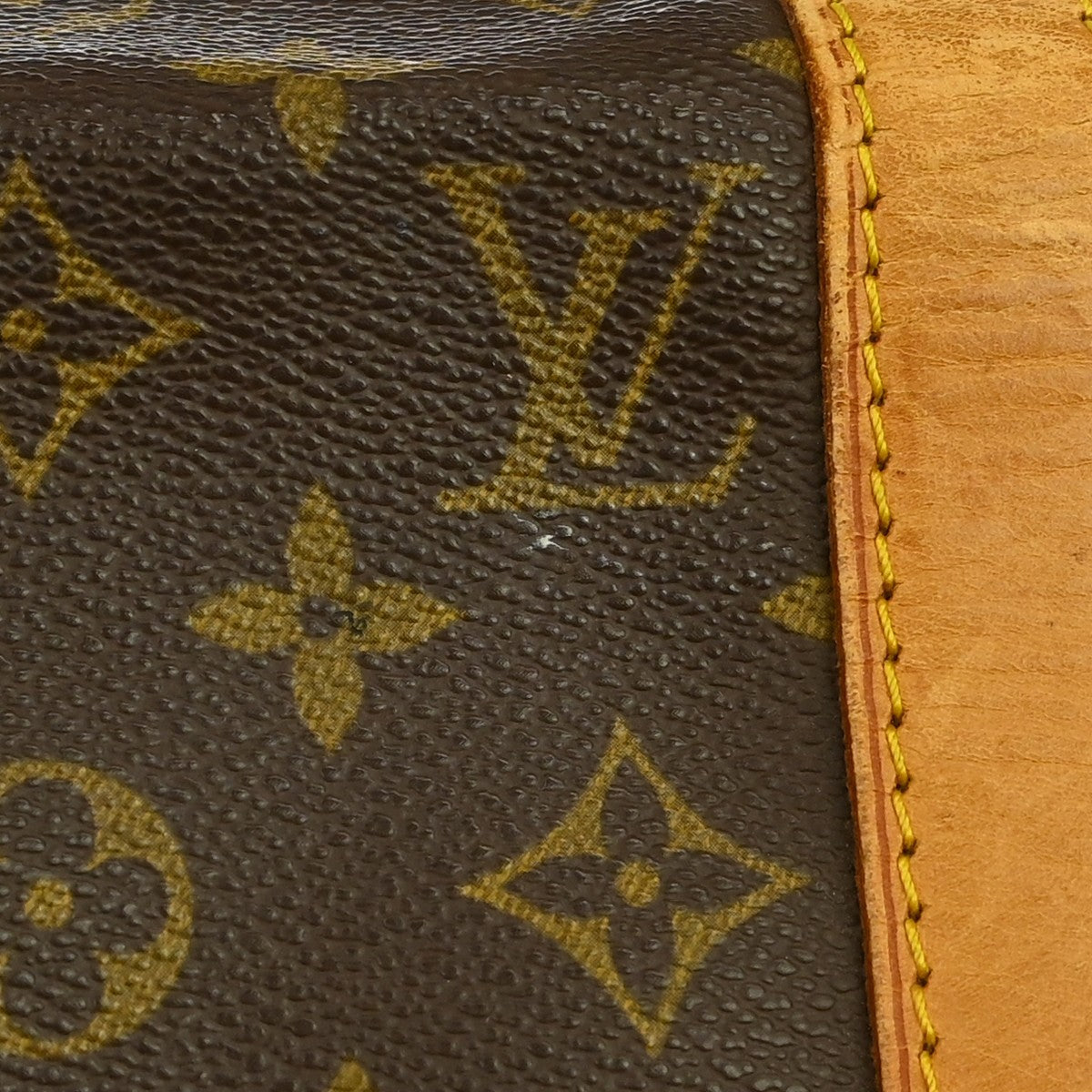 Louis Vuitton Keepall Monogram Brown Canvas Travel Bag Bag (Pre-Owned)