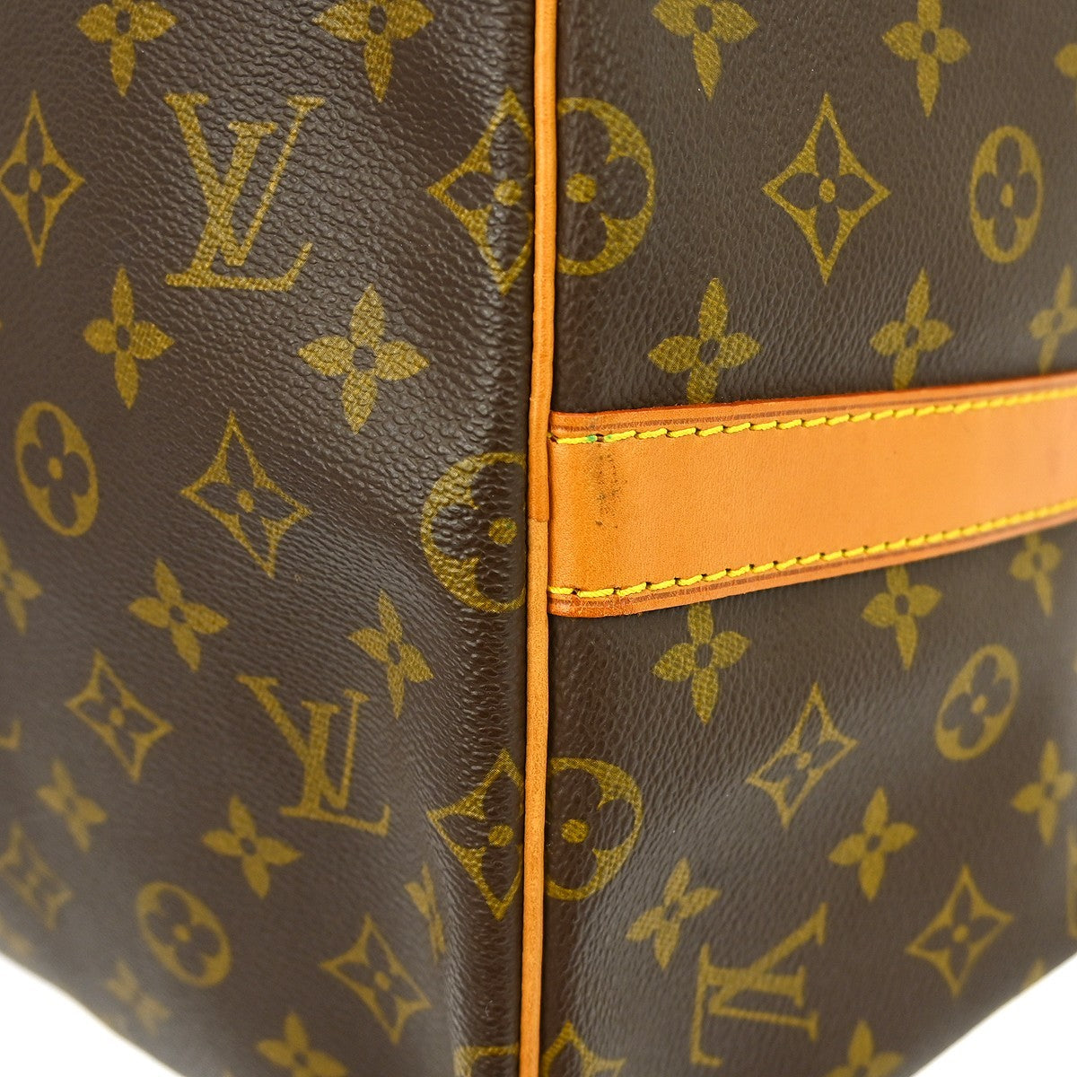 Louis Vuitton Keepall Bandoulière Monogram Brown Canvas Travel Bag Bag (Pre-Owned)