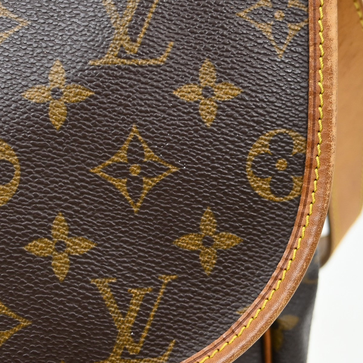 Louis Vuitton Saumur Monogram Canvas Brown Canvas Shoulder Bag Bag (Pre-Owned)