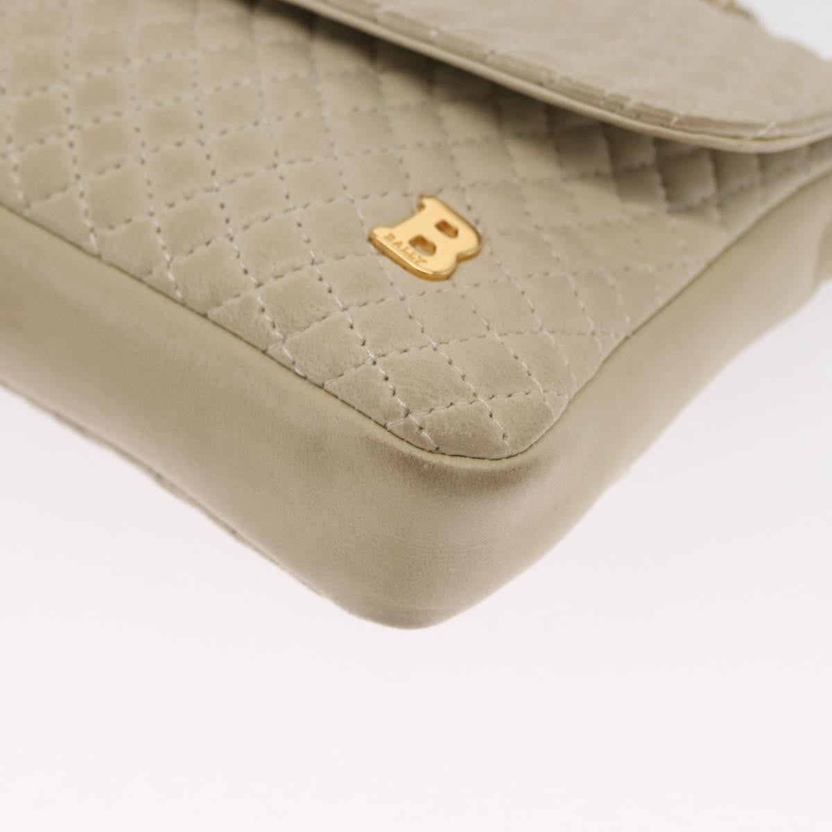 Bally Vintage Chain Quilted Leather Beige Leather Shoulder Bag Bag (Pre-Owned)
