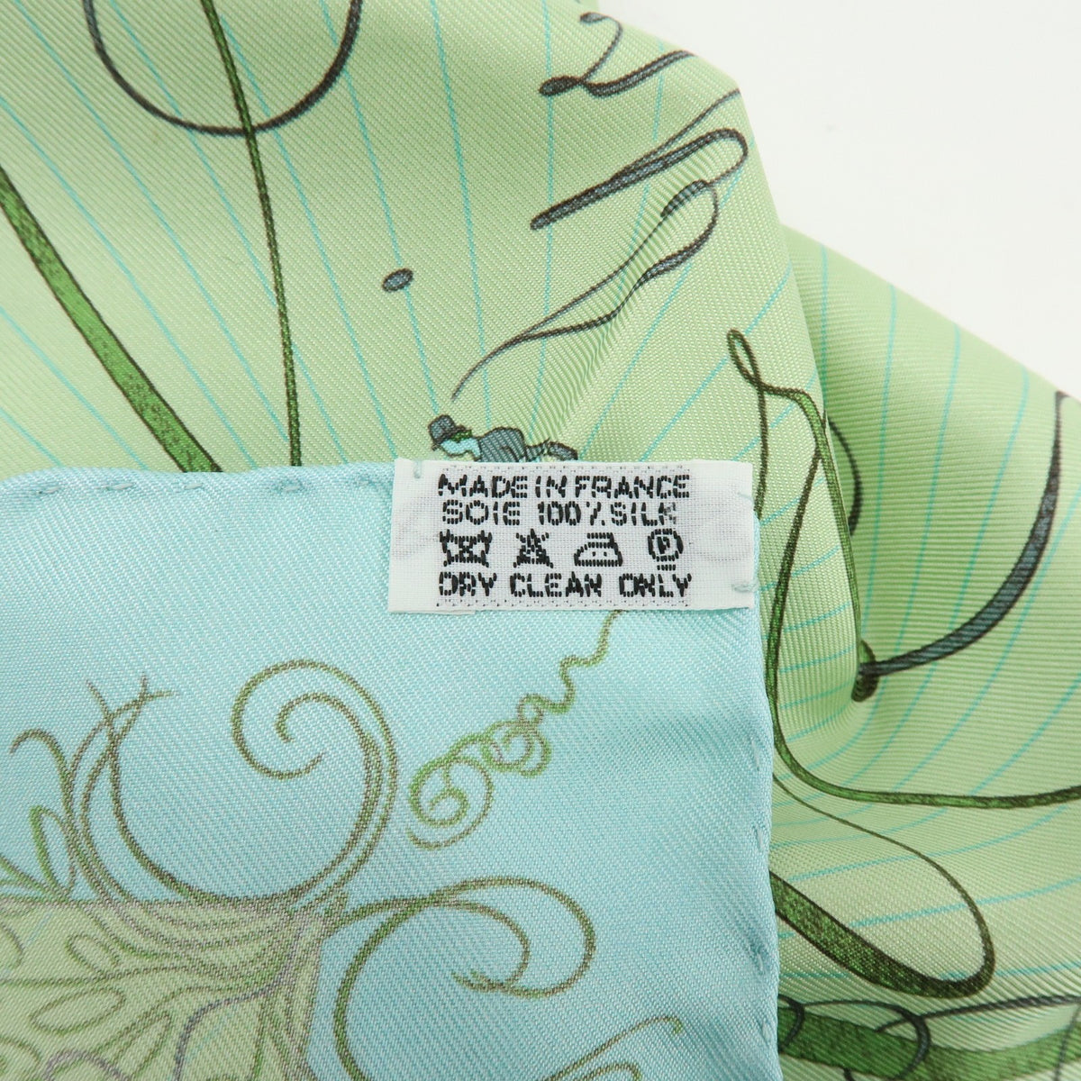 Hermes Carré 45 Les Capucines 100% Silk Multicolour Silk Scarve & Shawl Accessory (Pre-Owned)