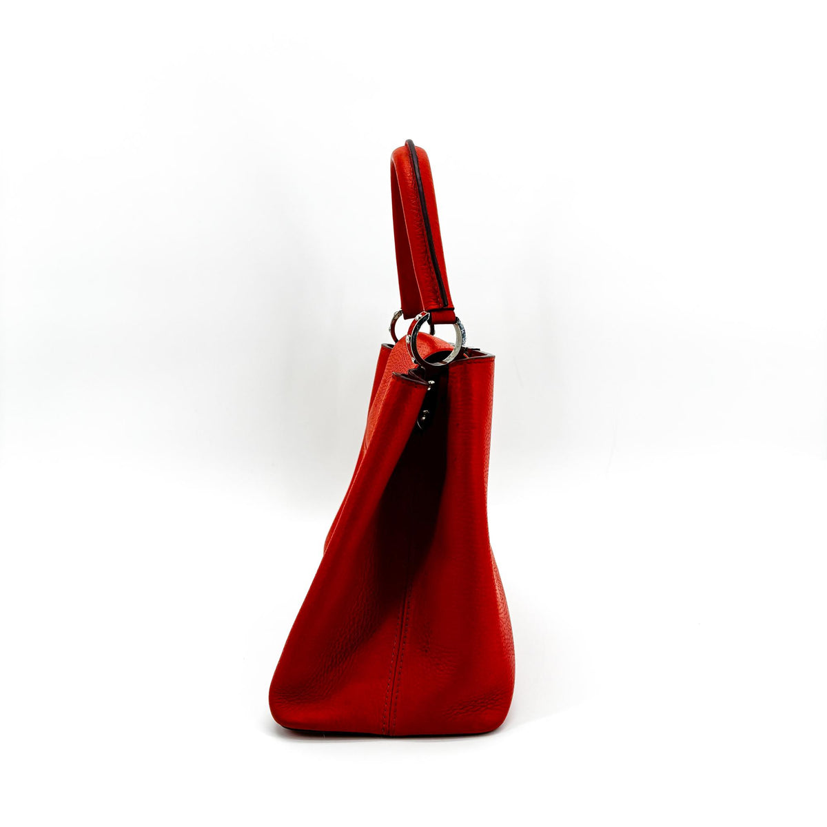 Louis Vuitton Capucines Leather Red Leather Handbag (Pre-Owned)