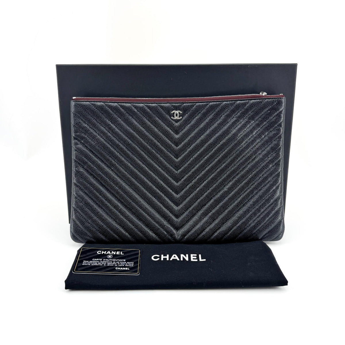 Chanel Charm O Case Chevron Lambskin Black Leather Clutche & Pouche Bag (Pre-Owned)
