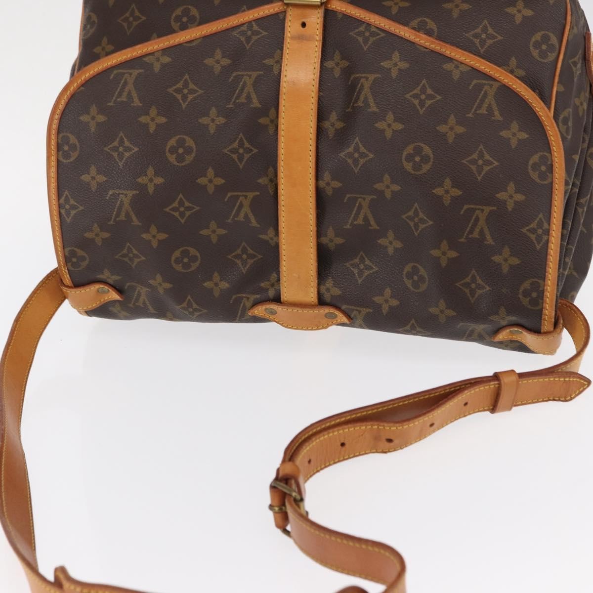 Louis Vuitton Saumur Monogram Canvas Brown Canvas Shoulder Bag Bag (Pre-Owned)