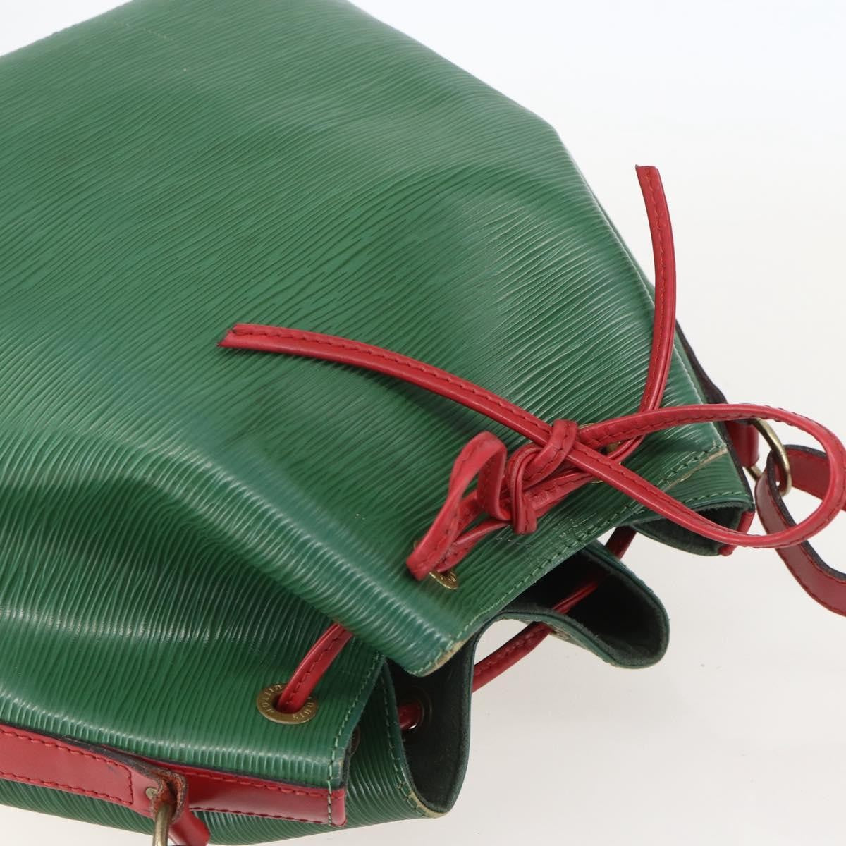 Louis Vuitton Bicolor Petit Noe Epi Leather Green Leather Shoulder Bag Bag (Pre-Owned)