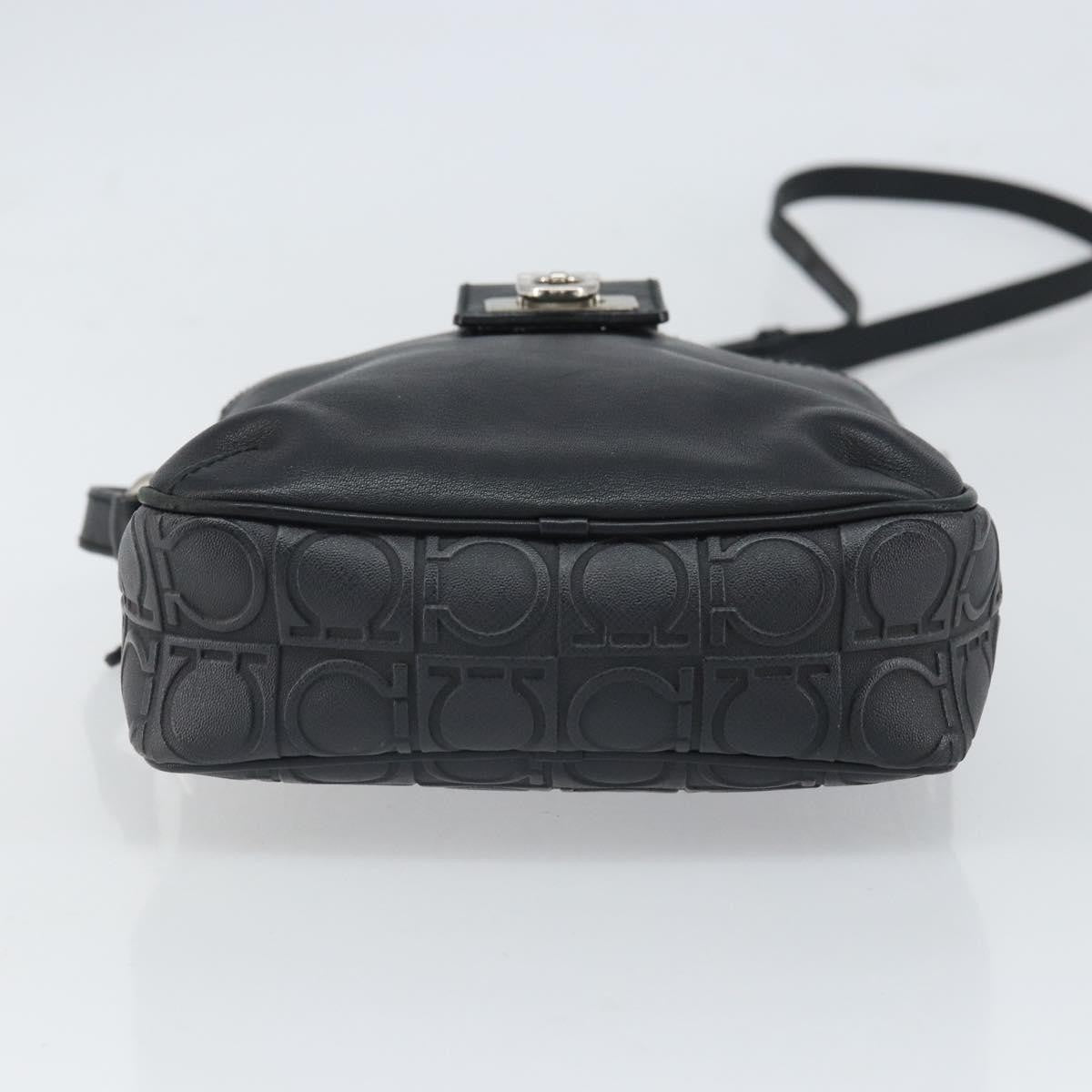 Salvatore Ferragamo Gancini Leather Black Leather Shoulder Bag Bag (Pre-Owned)