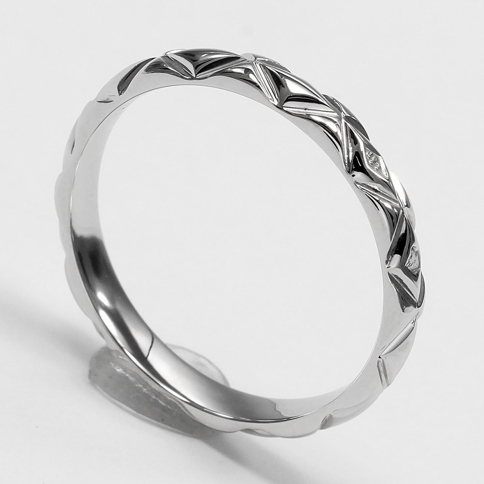 Chanel Matelasse Platinum Silver Platinum Ring Jewelry (Pre-Owned)