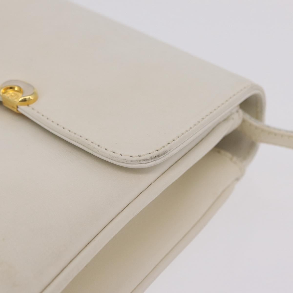 Gucci Shoulder Leather White Leather Shoulder Bag Bag (Pre-Owned)