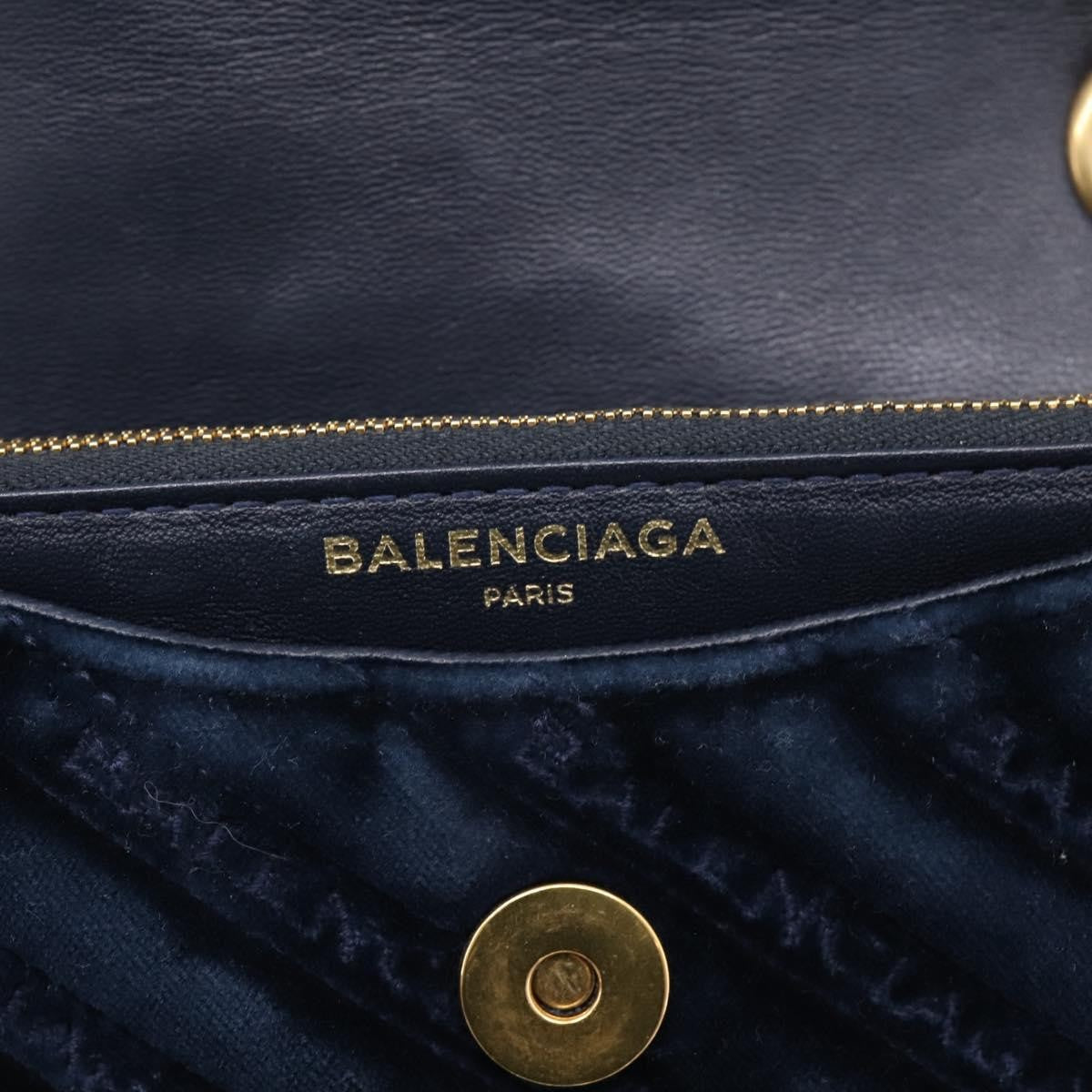 Balenciaga Bb Chain Round Quilted Velvet Navy Velvet Shoulder Bag Bag (Pre-Owned)