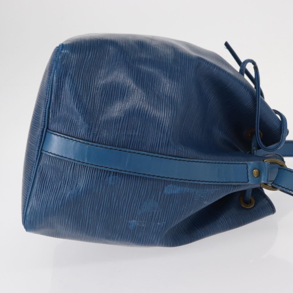 Louis Vuitton Noe Epi Leather Blue Leather Shoulder Bag Bag (Pre-Owned)