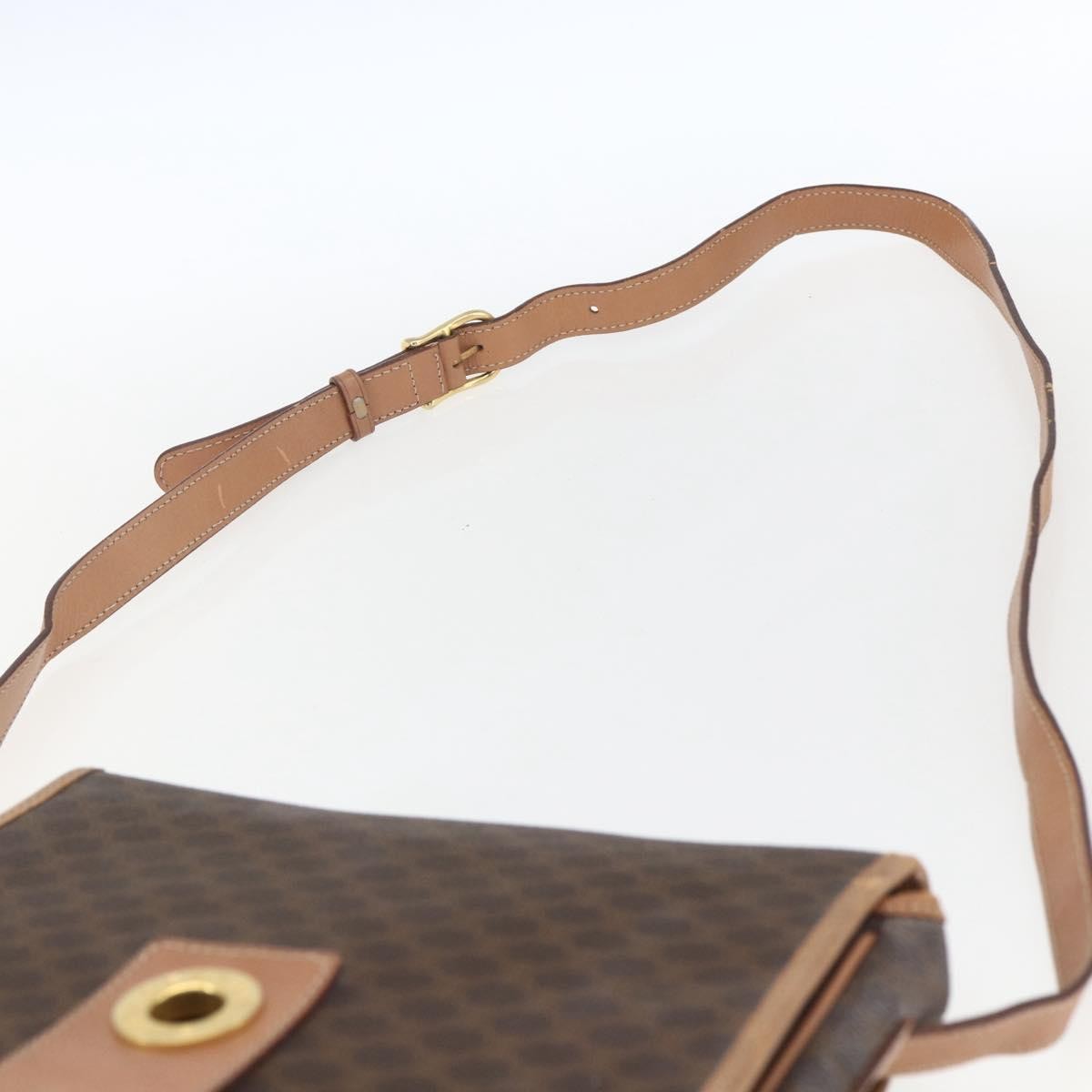Celine Vintage Macadam Circle Logo Canvas And Leather Brown Canvas Shoulder Bag Bag (Pre-Owned)