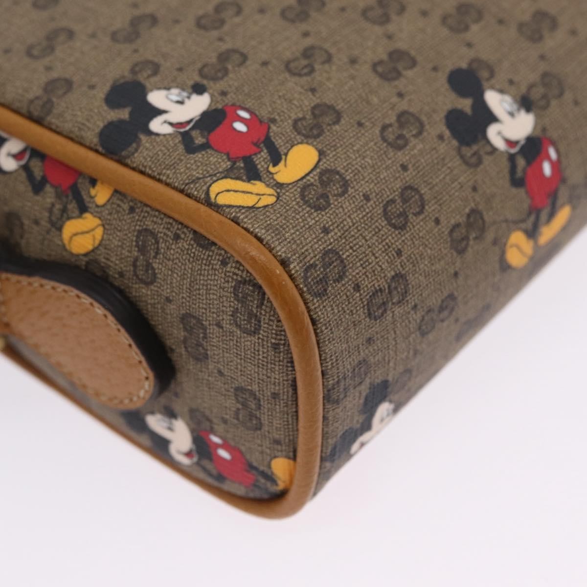 Gucci Disney Mickey Mouse Printed Mini Gg Coated Canvas Beige Canvas Shoulder Bag Bag (Pre-Owned)