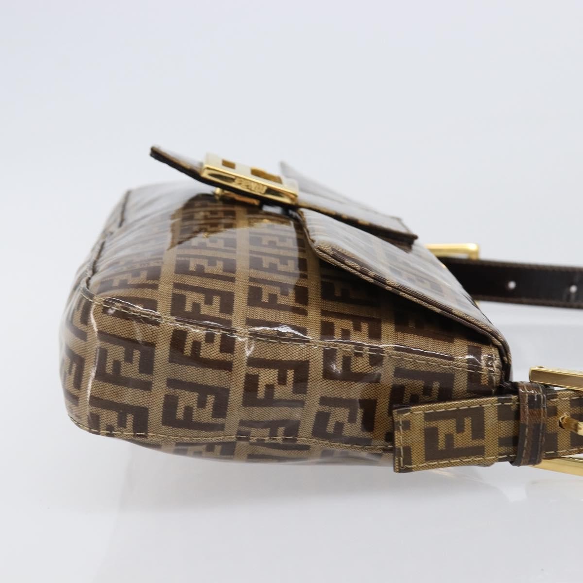Fendi Mamma Baguette Zucca Patent Leather Beige Canvas Shoulder Bag Bag (Pre-Owned)