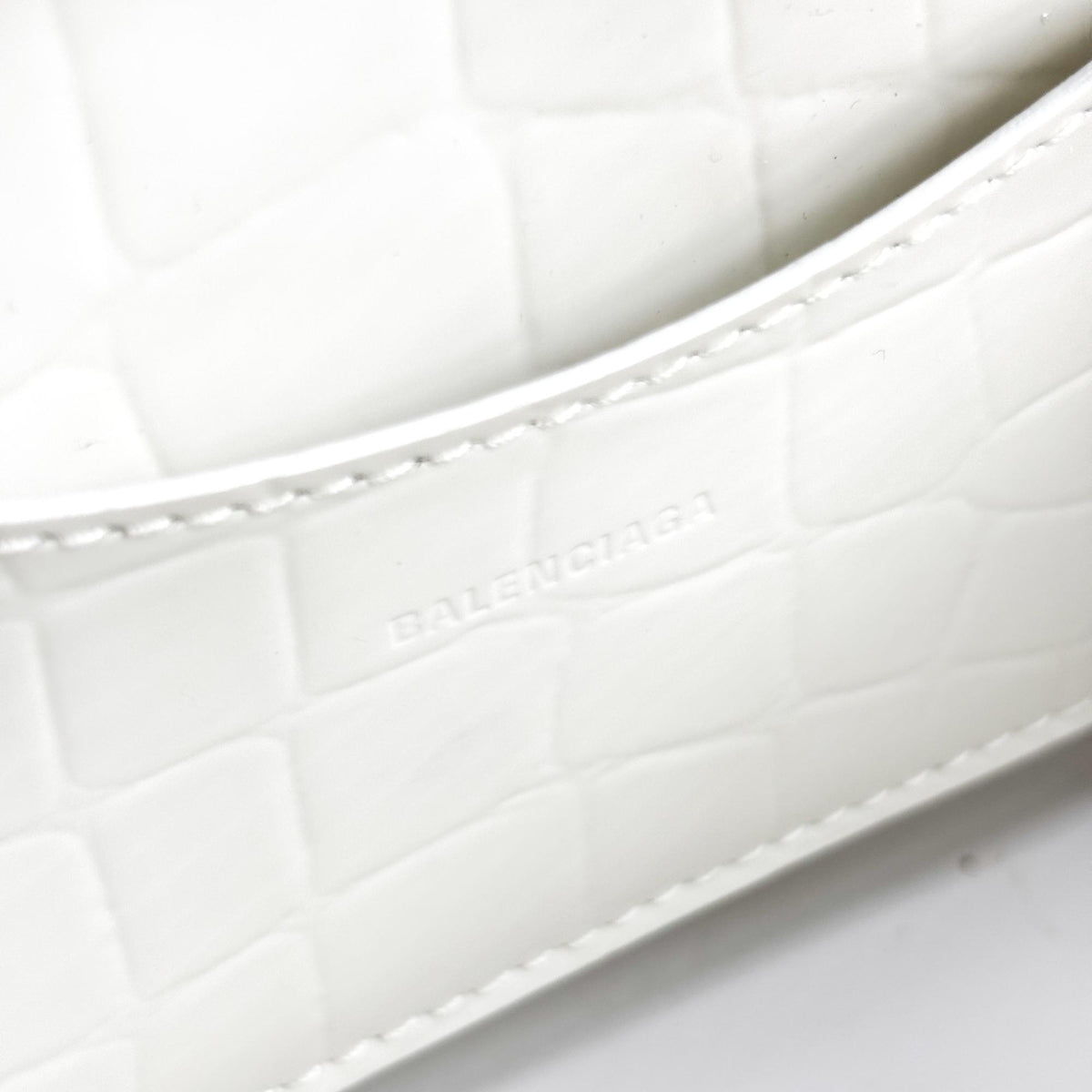 Balenciaga Neo Classic City Leather White Leather Handbag (Pre-Owned)