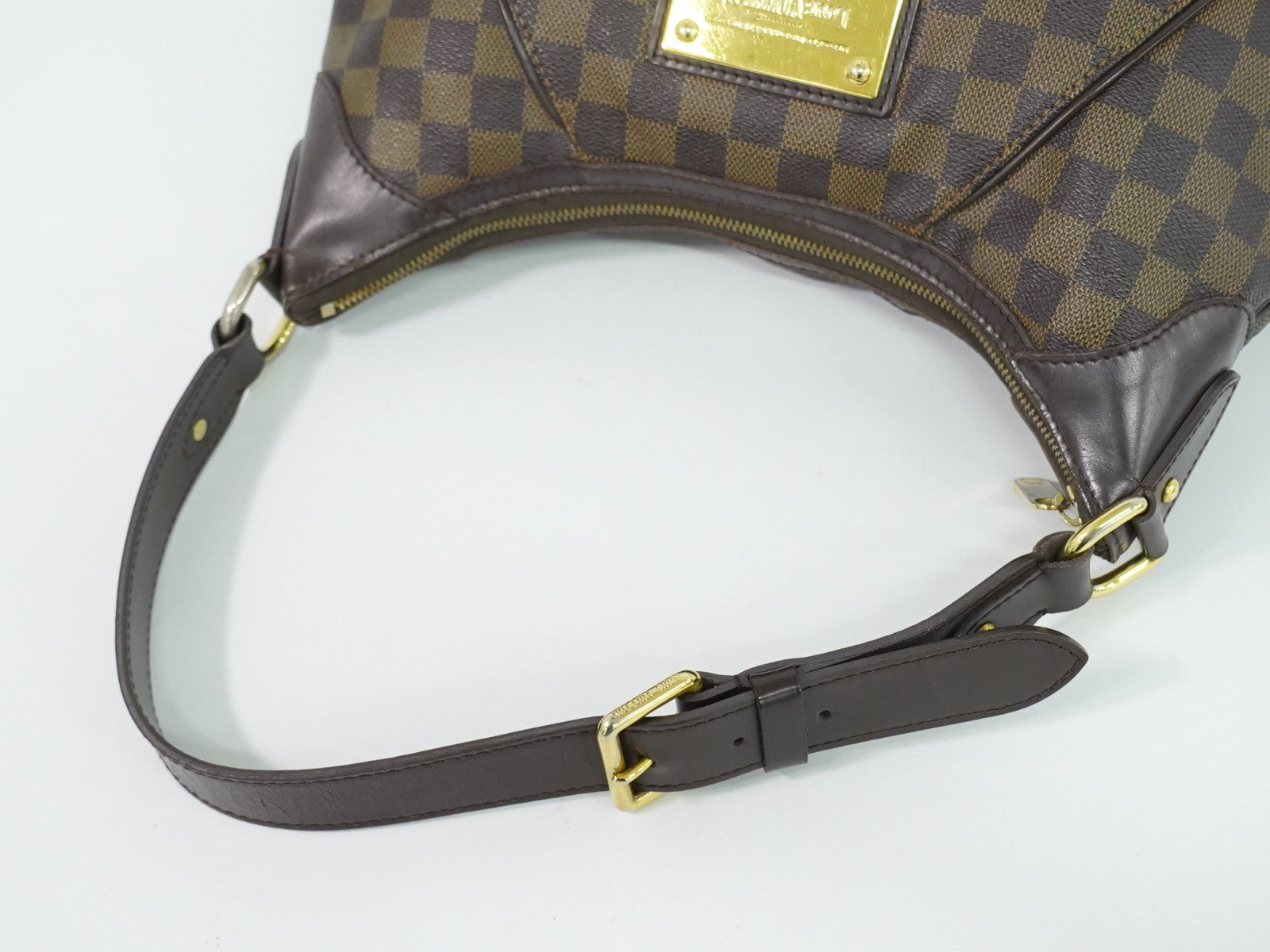 Louis Vuitton Thames Damier Ebene Brown Canvas Shoulder Bag Bag (Pre-Owned)