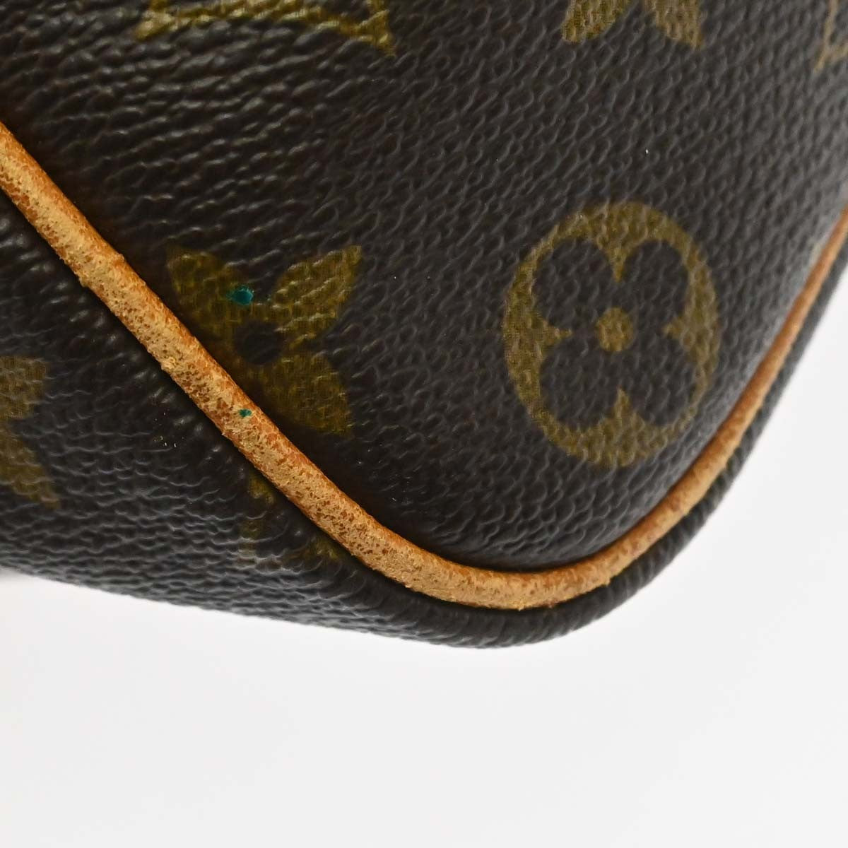 Louis Vuitton Keepall Monogram Canvas Brown Canvas Travel Bag Bag (Pre-Owned)