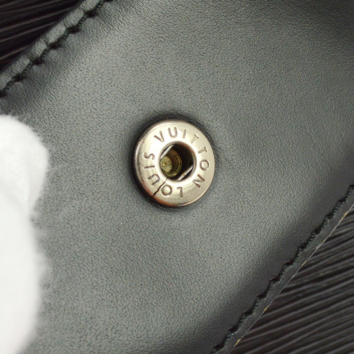 Louis Vuitton Vintage Sac D'epaule Epi Leather Black Leather Shoulder Bag Bag (Pre-Owned)