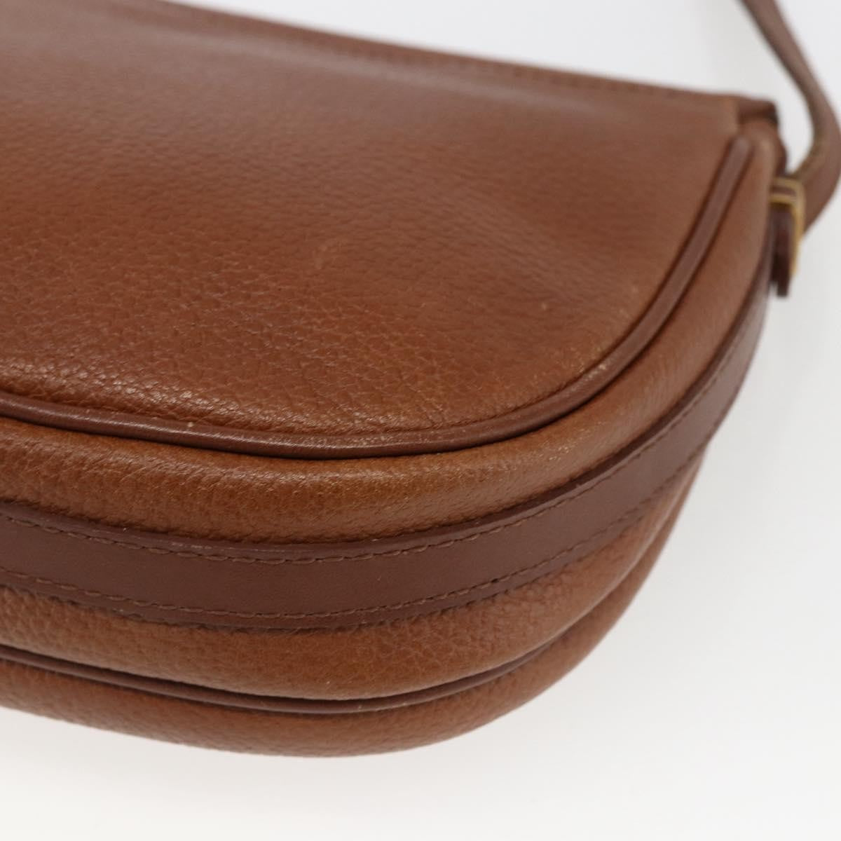Burberry Vintage Leather Brown Leather Shoulder Bag Bag (Pre-Owned)