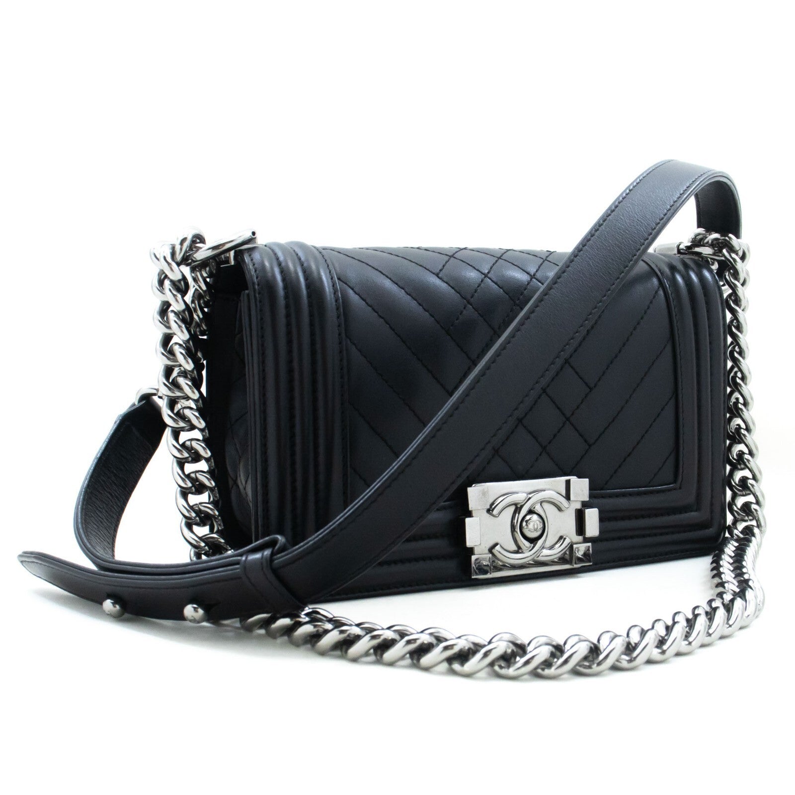 Chanel Boy Flap Quilted Calfskin Black Calfskin Shoulder Bag Bag (Pre-Owned)