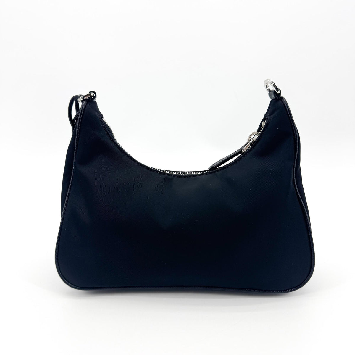 Prada Re-Edition 2005 Tessuto Black Nylon Shoulder Bag Bag (Pre-Owned)