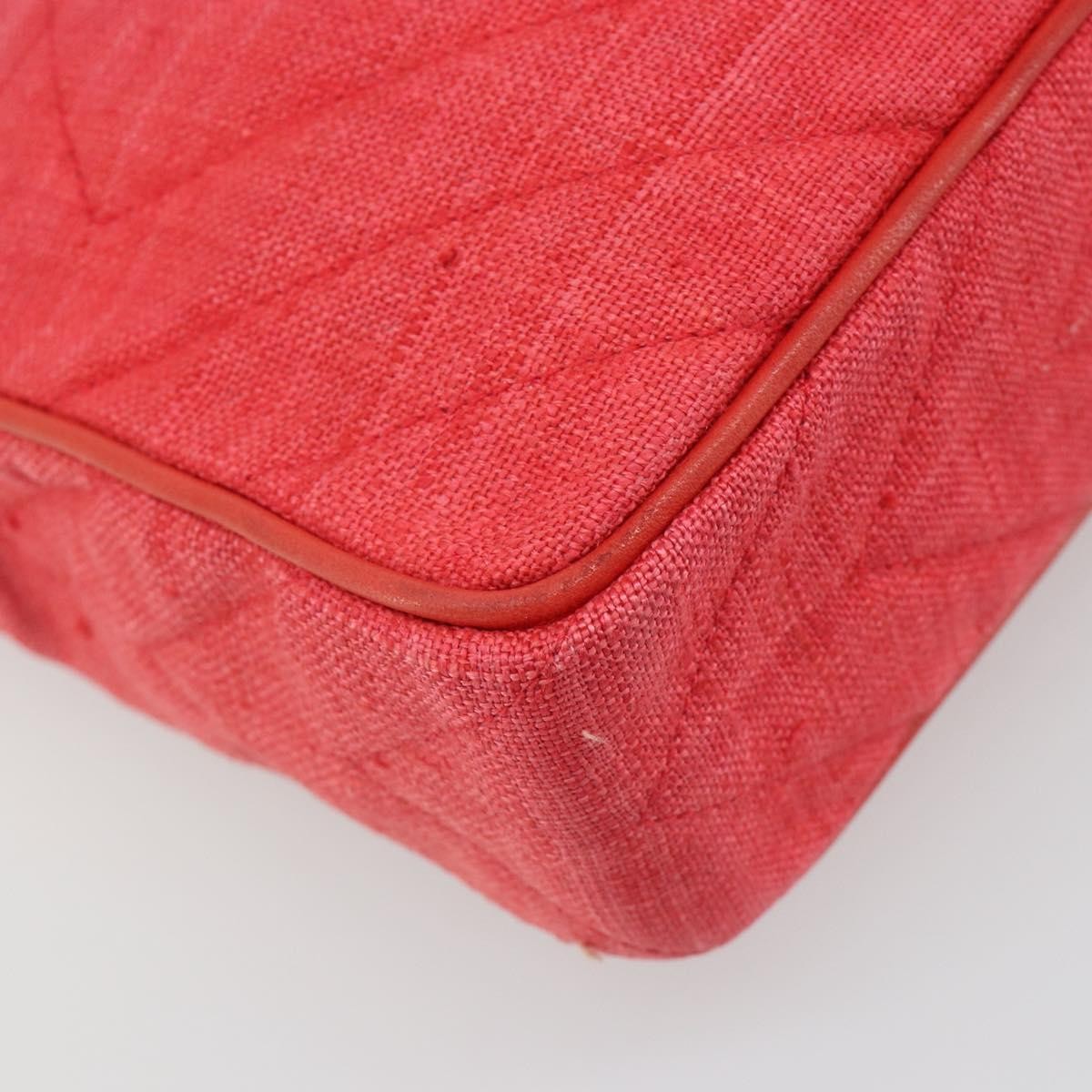 Chanel Vintage Diamond Cc Camera Chevron Canvas Red Canvas Handbag (Pre-Owned)