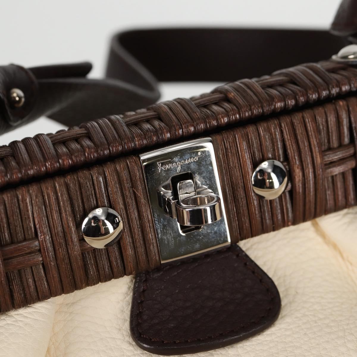 Salvatore Ferragamo Gancini Leather Beige Leather Handbag (Pre-Owned)