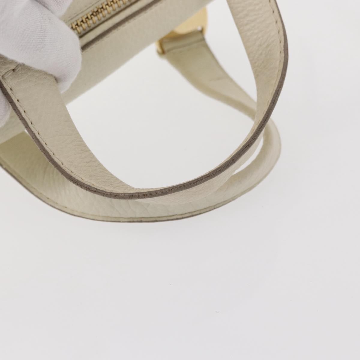 Salvatore Ferragamo Vala Leather White Leather Handbag (Pre-Owned)