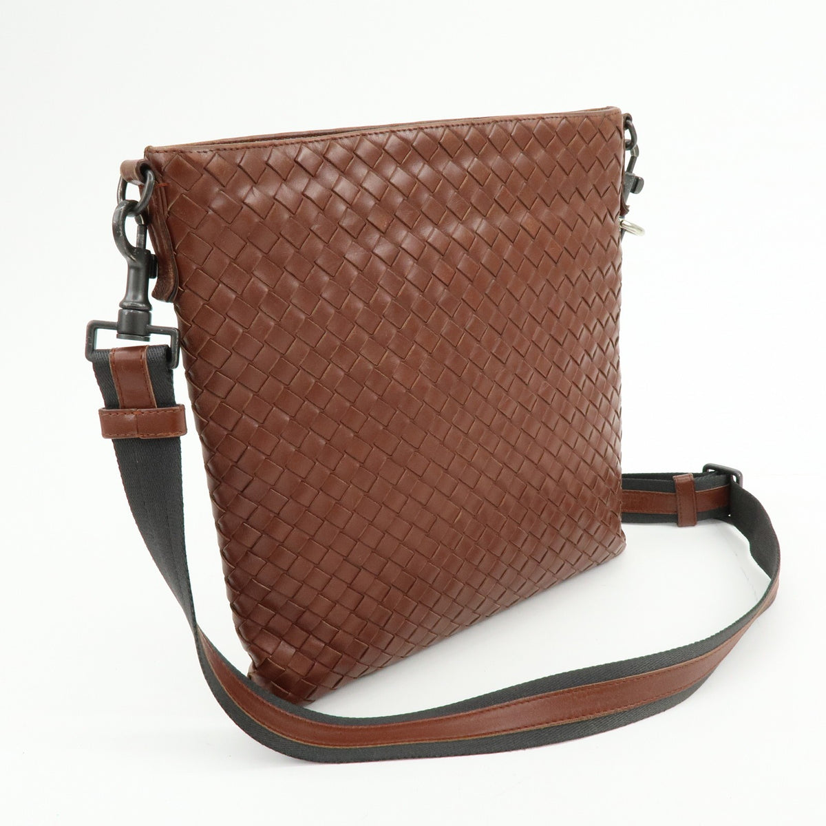 Bottega Veneta Flat Messenger Intrecciato Nappa Brown Leather Handbag (Pre-Owned)