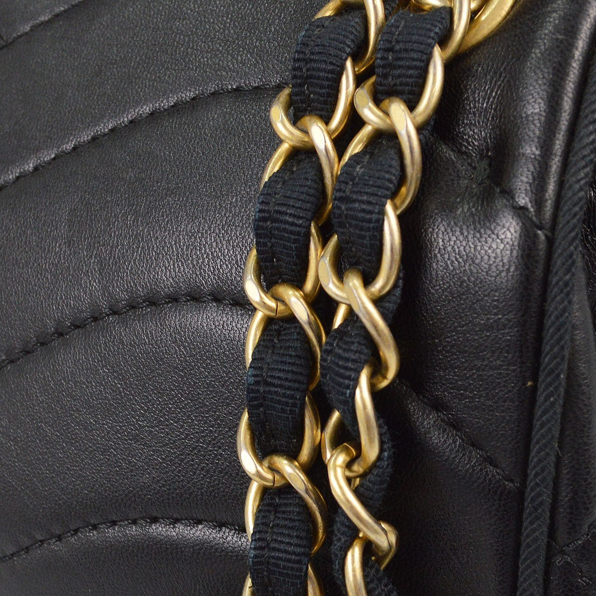 Chanel Pagoda Flap Quilted Lambskin Black Leather Handbag (Pre-Owned)