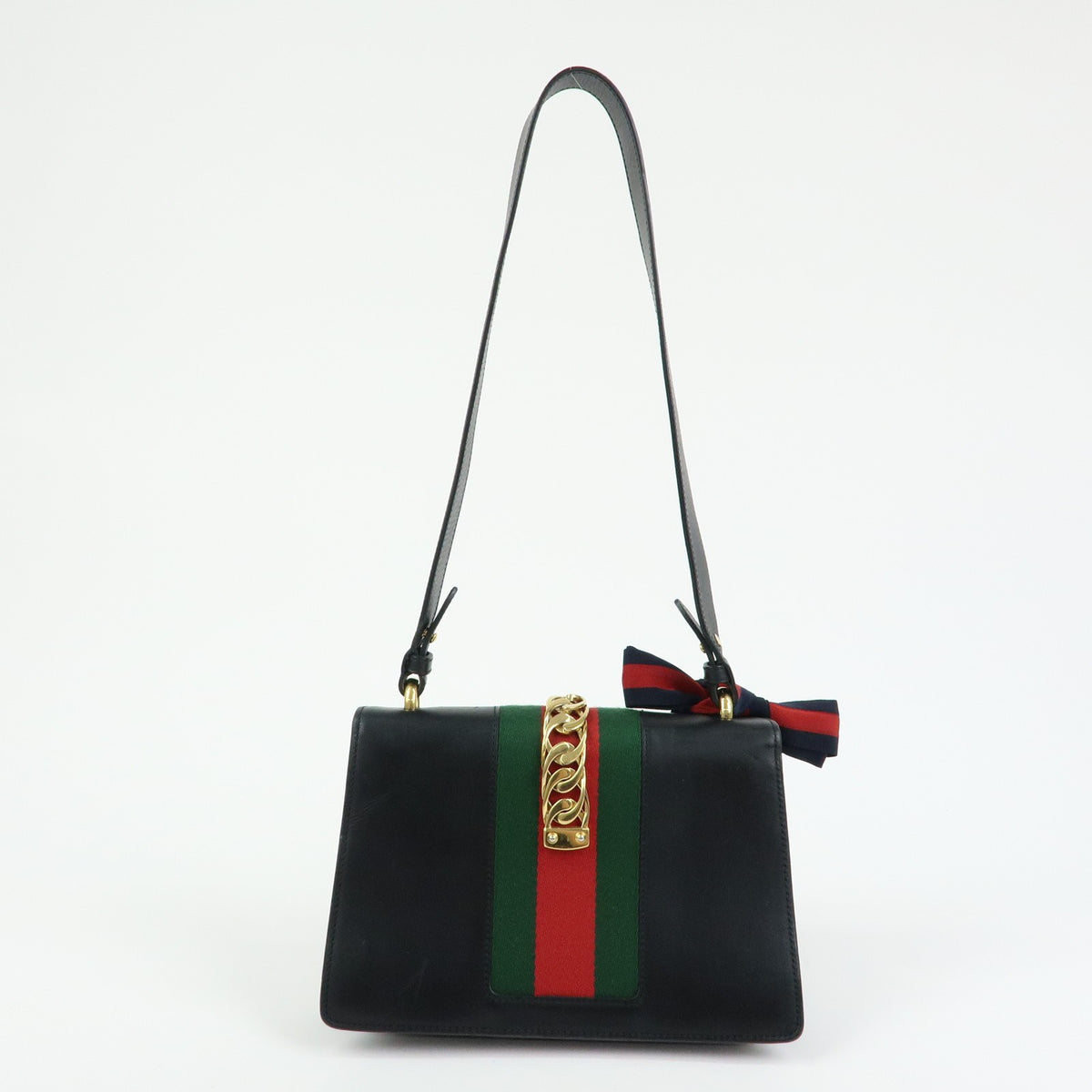 Gucci Sylvie Leather Black Leather Shoulder Bag Bag (Pre-Owned)