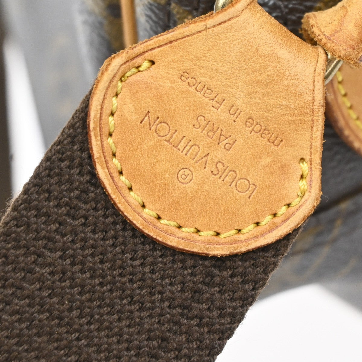 Louis Vuitton Reporter Monogram Canvas Brown Canvas Shoulder Bag Bag (Pre-Owned)
