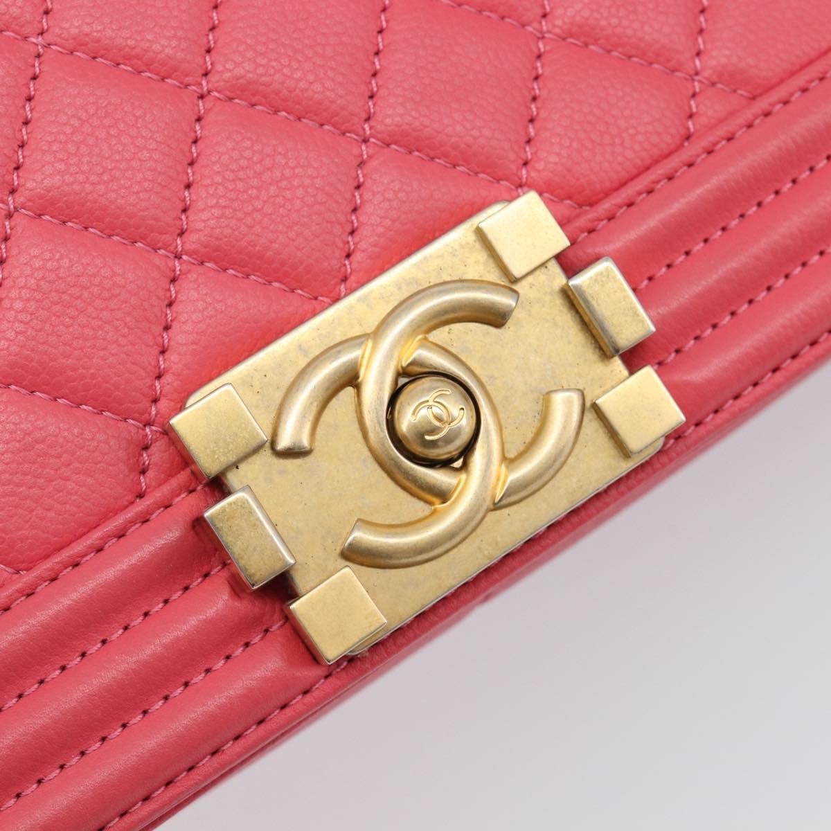 Chanel Boy Flap Quilted Lambskin Pink Leather Shoulder Bag Bag (Pre-Owned)
