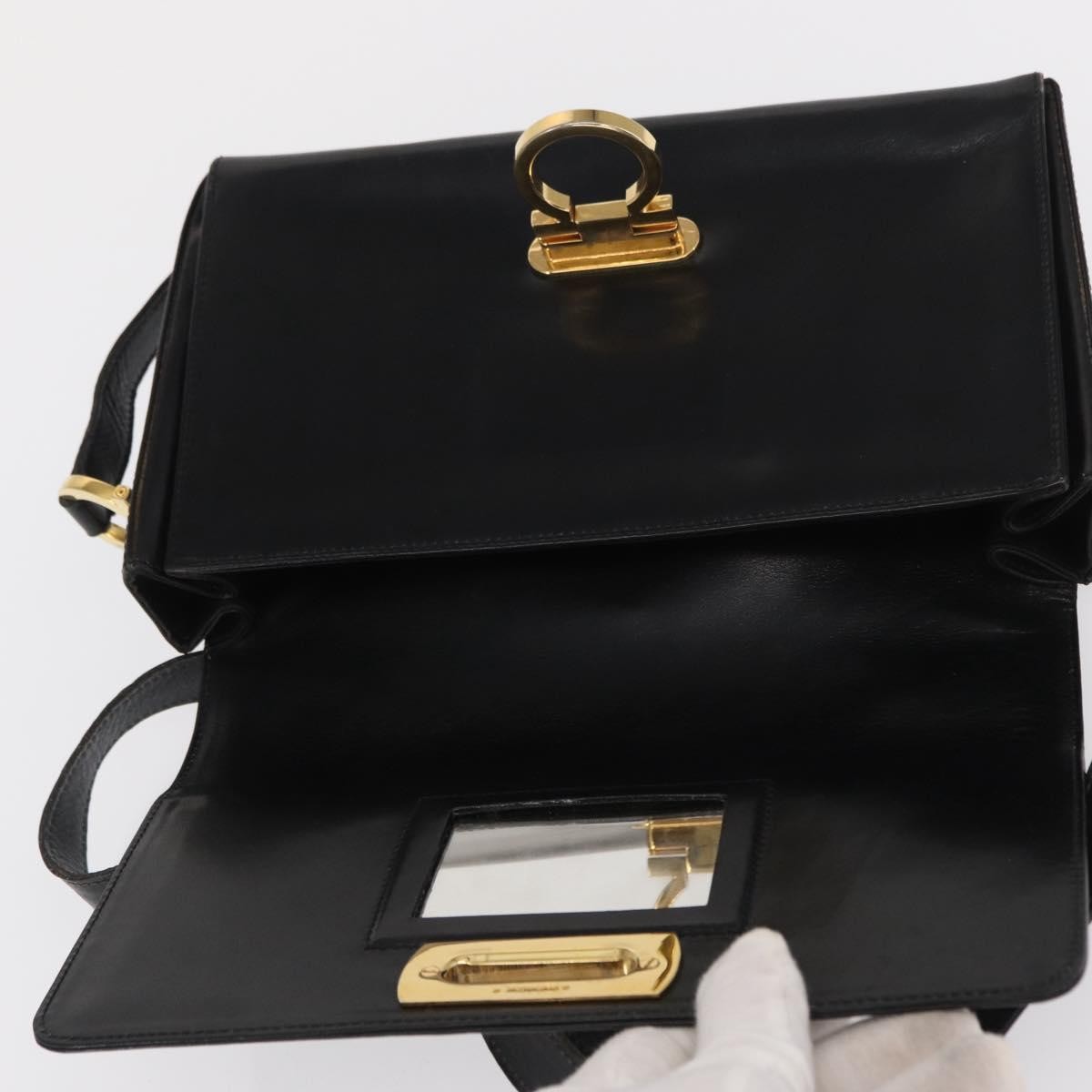Salvatore Ferragamo Vintage Gancini Flap Leather Black Leather Shoulder Bag Bag (Pre-Owned)