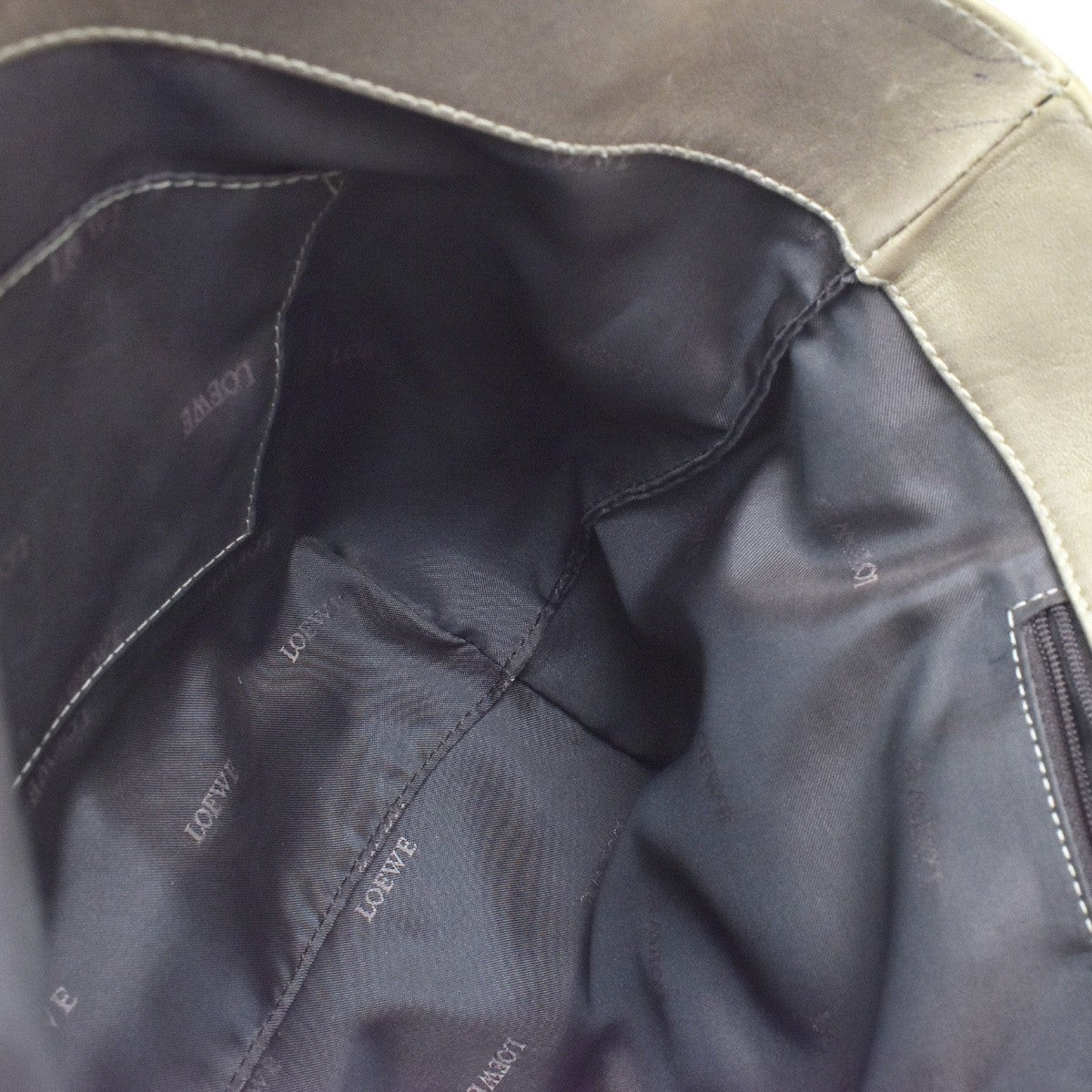 Loewe Anagram Leather Gold Leather Tote Bag Bag (Pre-Owned)