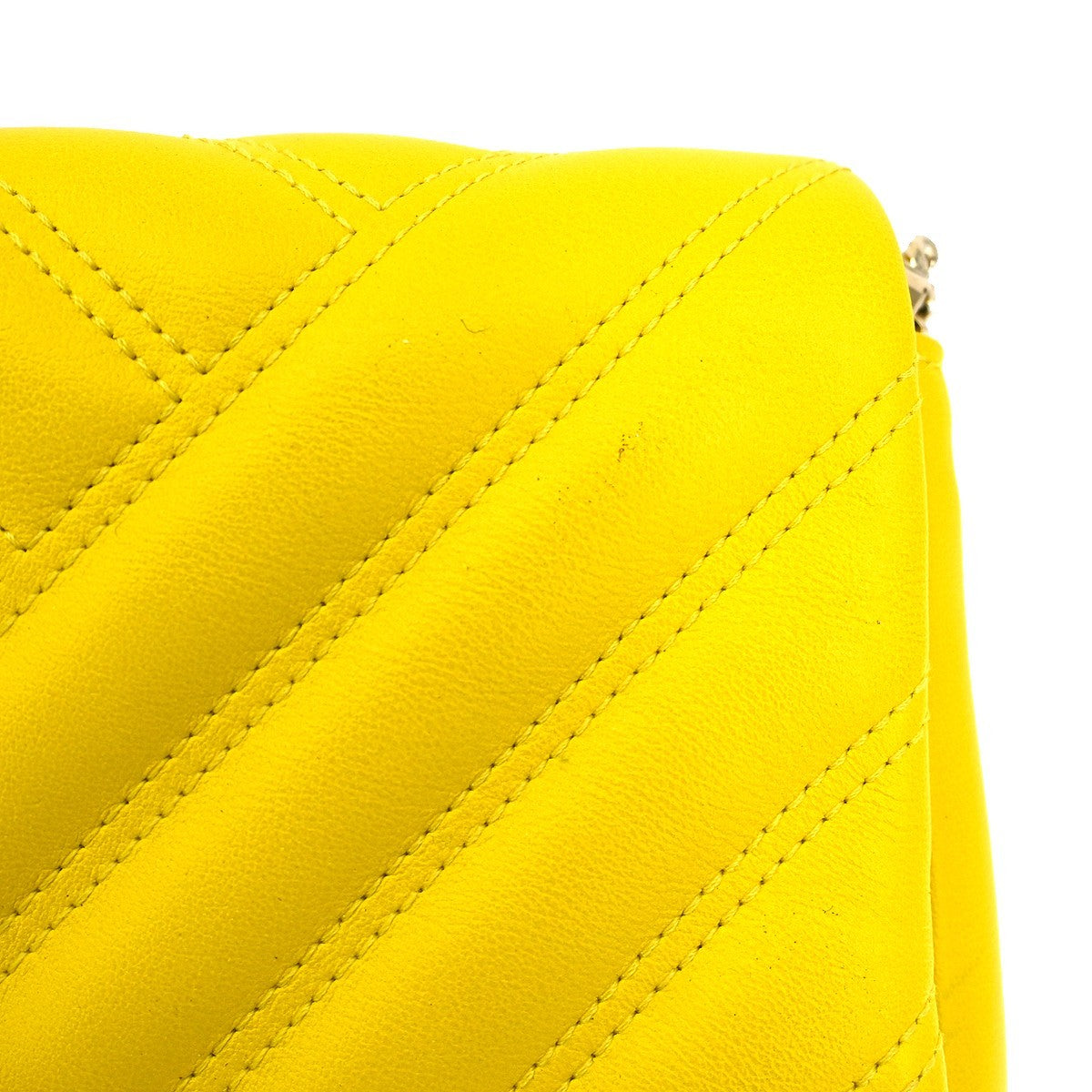 Bvlgari Serpenti Cabochon Diagonal Quilted Leather Yellow Leather Shoulder Bag Bag (Pre-Owned)