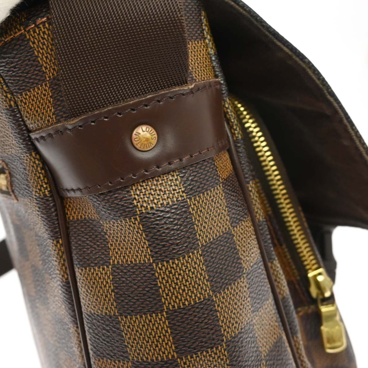 Louis Vuitton Melville Messenger Damier Ebene Brown Canvas Shoulder Bag Bag (Pre-Owned)