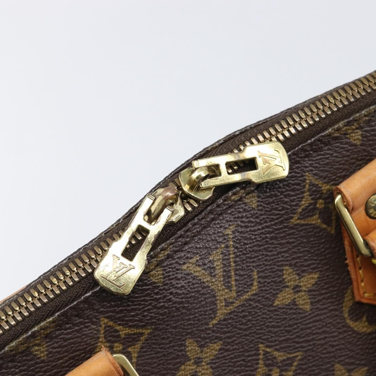 Louis Vuitton Alma Monogram Canvas Brown Canvas Handbag (Pre-Owned)