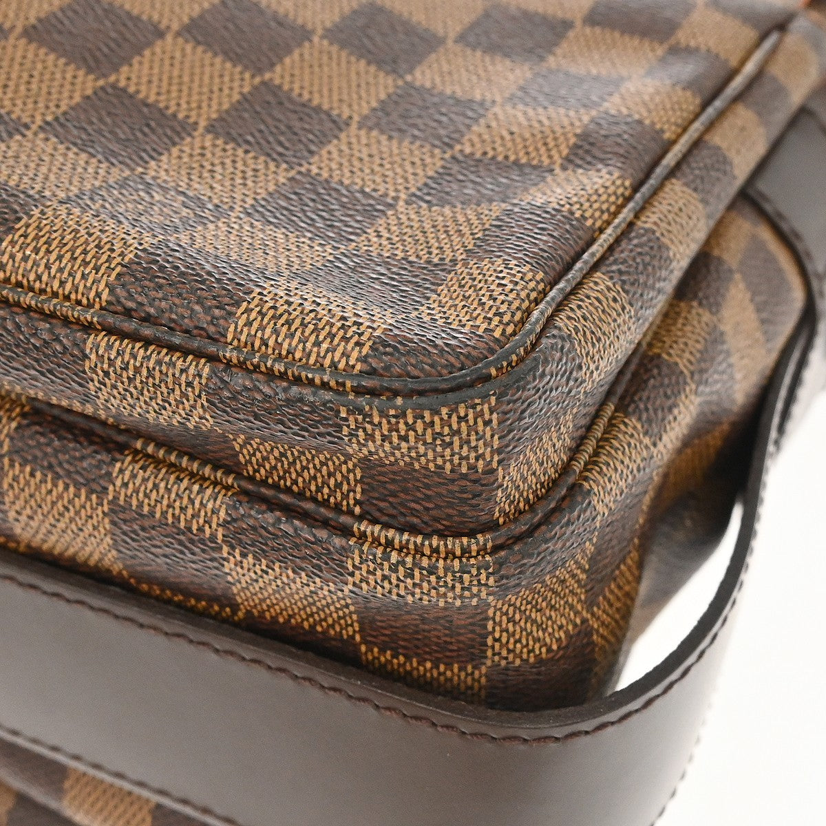Louis Vuitton Naviglio Damier Ebene Brown Canvas Shoulder Bag Bag (Pre-Owned)