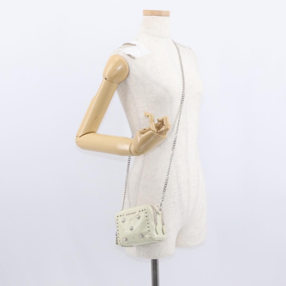 Miu Miu Chain Leather Ecru Leather Shoulder Bag Bag (Pre-Owned)